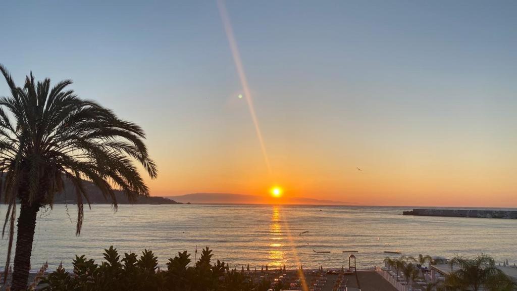 Appartamento Taormina Giardini-Naxos Giardini Naxos Exterior foto